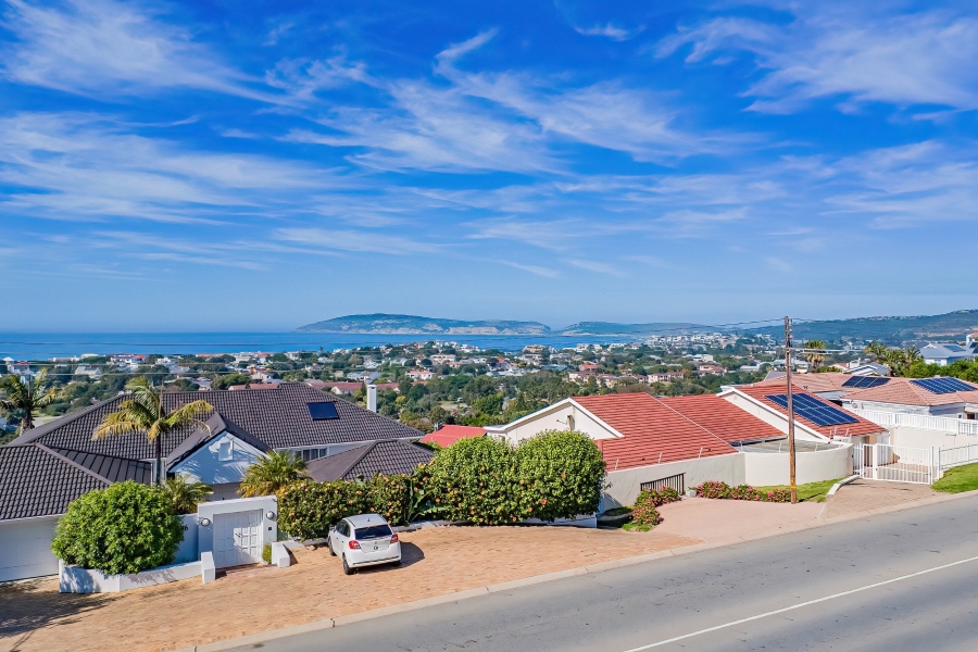 3 Bedroom Property for Sale in Upper Robberg Western Cape